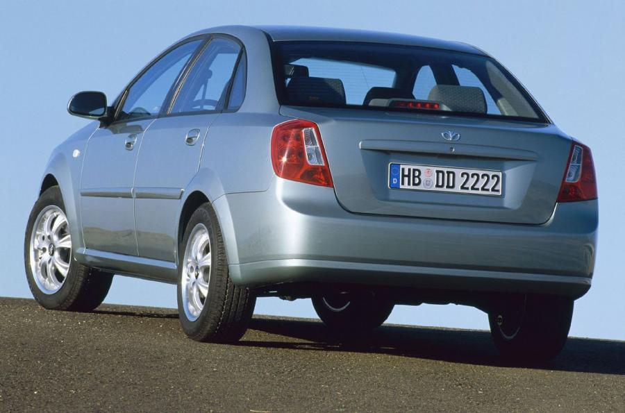  Daewoo Nubira 2003 года  (фото 3 из 19)